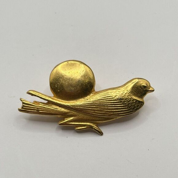 Metropolitan Museum Menet Bird Sun God Egyptian King Tut Pin  24k Gold Over MMA - Picture 1 of 6